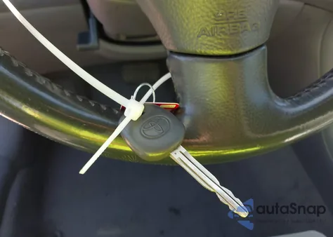 2004 Toyota Camry Solara Se z USA, uszkodzony, nr VIN 4T1CE38P04U910713